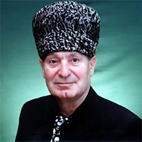 Махмуд Эсамбаев